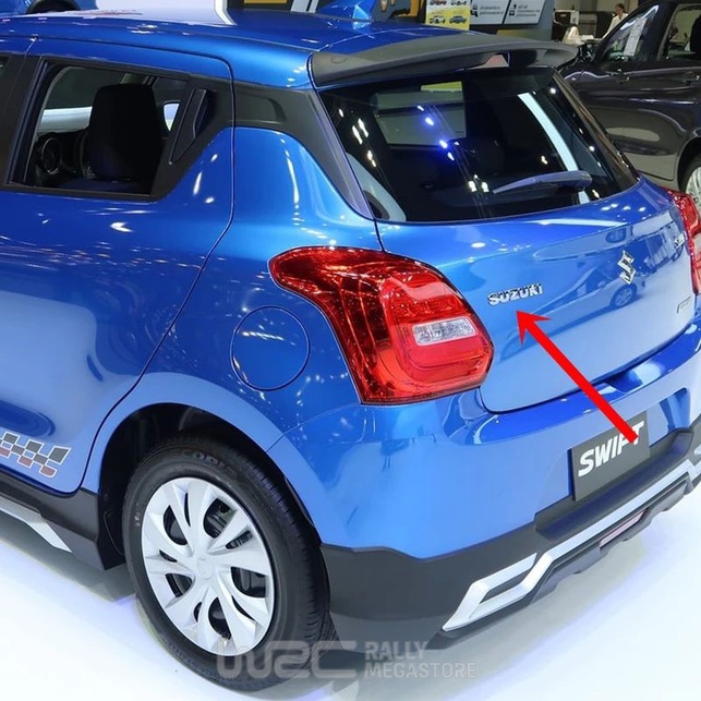 EMBLEME 3D CHROME AUTOCOLLANTE SUZUKI